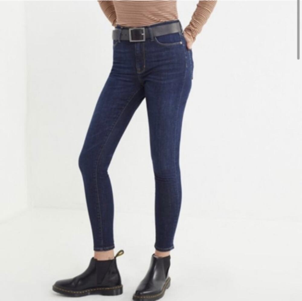 BDG High Rise Twig Ankle Jeans Dark Wash Size 26